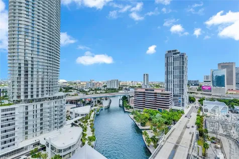 185 SW 7th Street Miami FL 33130