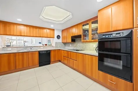 9595 Collins Avenue Surfside FL 33154