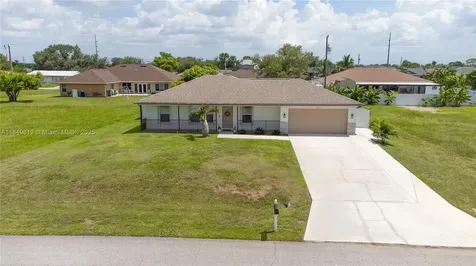 2038 NE 25th Street Cape Coral FL 33909