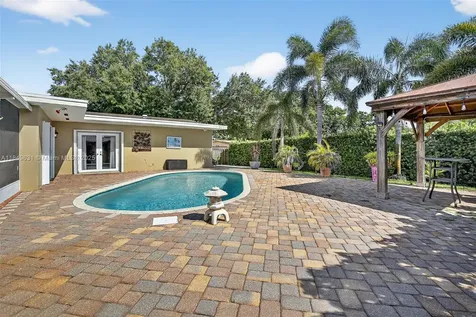 1700 NW 111th Avenue Pembroke Pines FL 33026