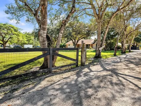 13350 Luray Road Southwest Ranches FL 33330