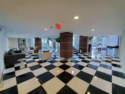 1800 N Bayshore Drive Miami FL 33132