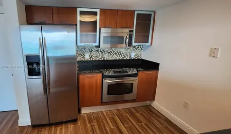 1800 N Bayshore Drive Miami FL 33132