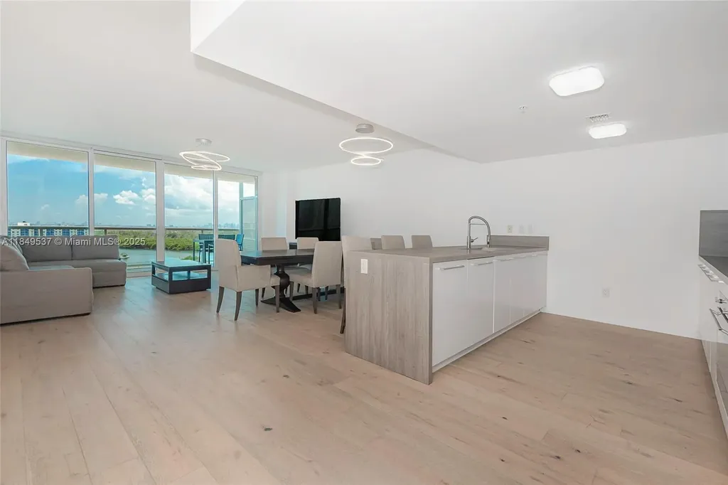 400 Sunny Isles Boulevard Sunny Isles Beach FL 33160