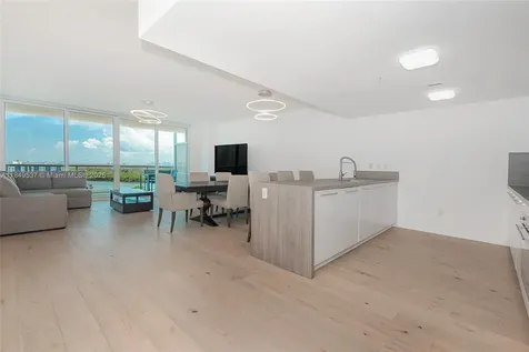 400 Sunny Isles Boulevard Sunny Isles Beach FL 33160