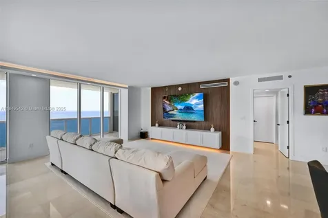 1800 S Ocean Drive Hallandale Beach FL 33009