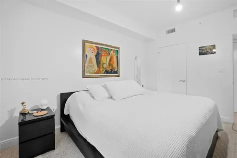 19900 E Country Club Drive Aventura FL 33180