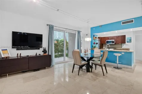 19900 E Country Club Drive Aventura FL 33180