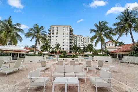 19900 E Country Club Drive Aventura FL 33180