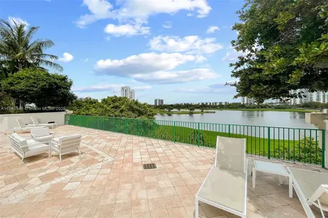 19900 E Country Club Drive Aventura FL 33180