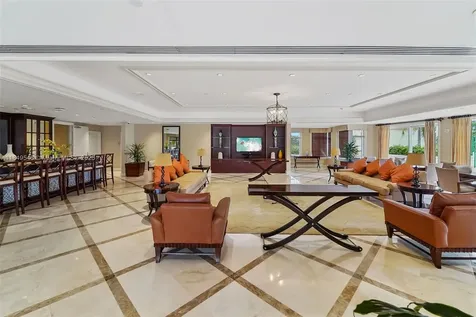 19900 E Country Club Drive Aventura FL 33180