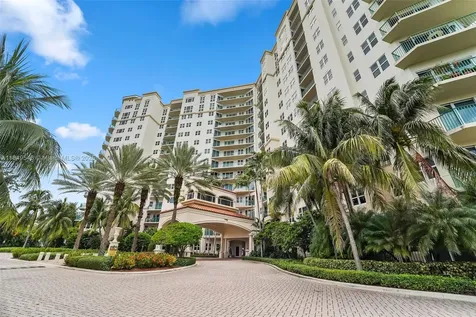 19900 E Country Club Drive Aventura FL 33180
