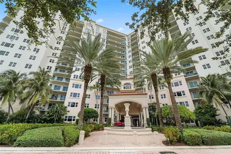 19900 E Country Club Drive Aventura FL 33180