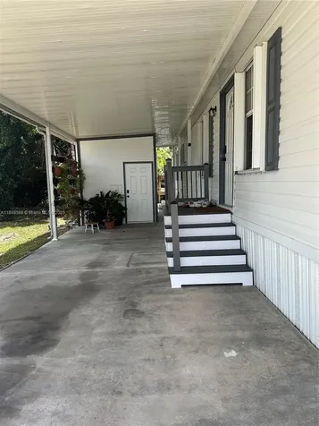 1570 SW 64th Way Boca Raton FL 33428