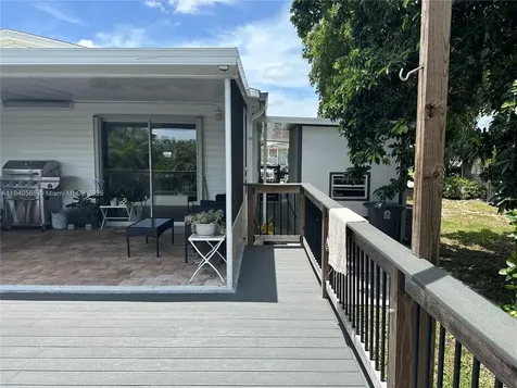 1570 SW 64th Way Boca Raton FL 33428