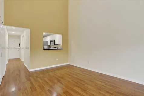 4149 S Pine Island Road Davie FL 33328