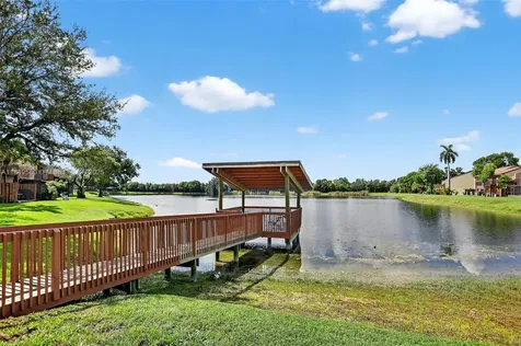 4149 S Pine Island Road Davie FL 33328