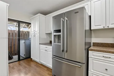 4149 S Pine Island Road Davie FL 33328