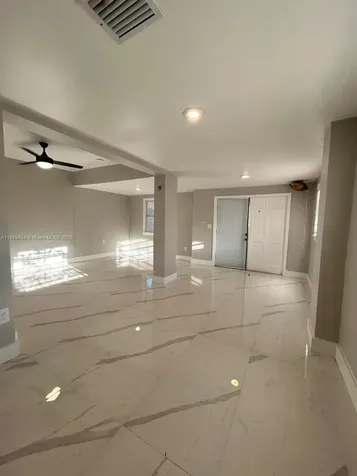 2071 NE 167th Street North Miami Beach FL 33162
