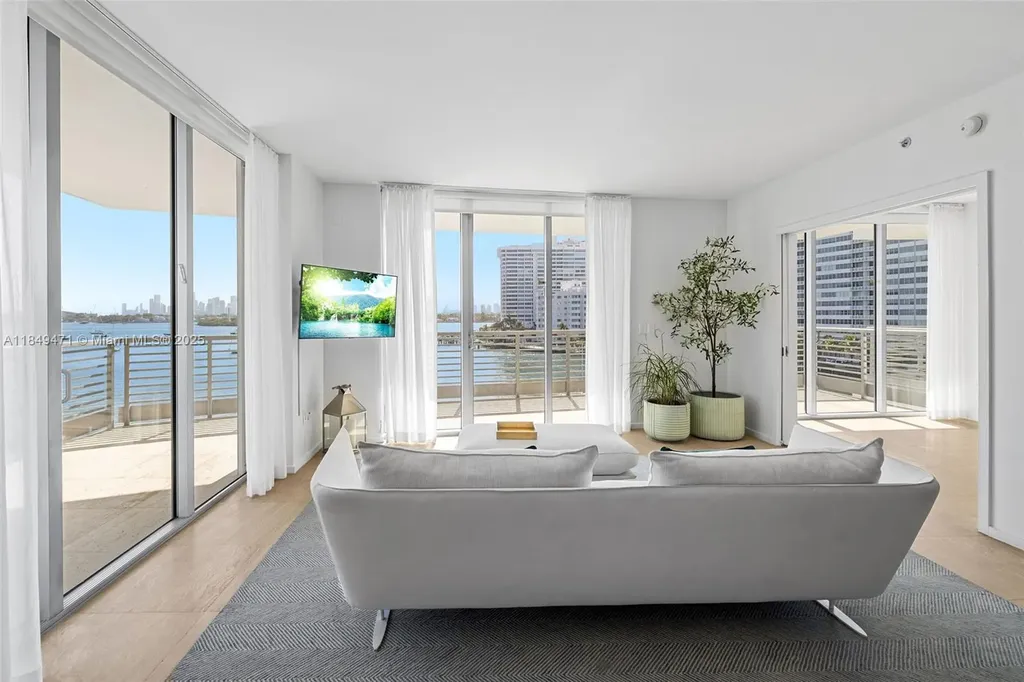 1445 16th Street Miami Beach FL 33139
