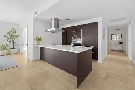 1445 16th Street Miami Beach FL 33139
