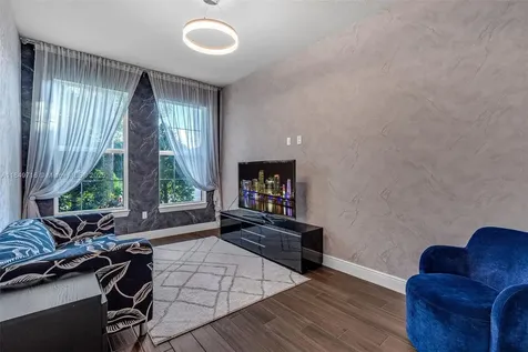 3813 Greenway Drive Hollywood FL 33021