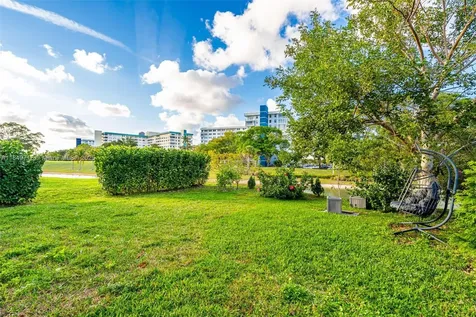 3813 Greenway Drive Hollywood FL 33021