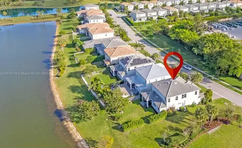 3813 Greenway Drive Hollywood FL 33021