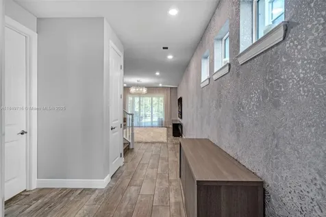 3813 Greenway Drive Hollywood FL 33021