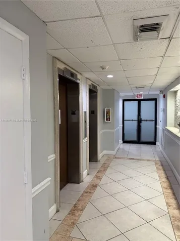 2016 Bay Drive Miami Beach FL 33141