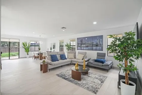 10016 NW 89th Terrace Doral FL 33178