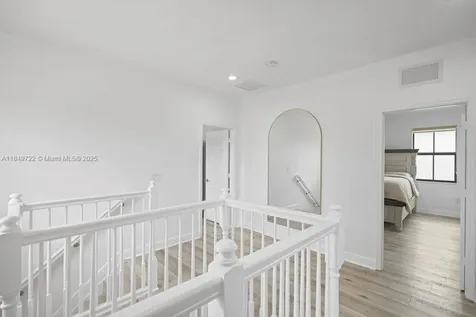 10016 NW 89th Terrace Doral FL 33178