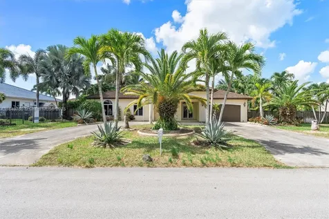 12920 SW 220th Terrace Miami FL 33170