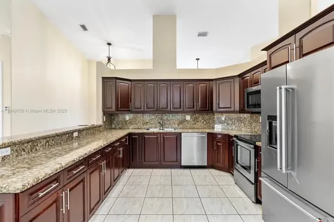 12920 SW 220th Terrace Miami FL 33170