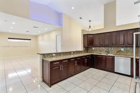 12920 SW 220th Terrace Miami FL 33170