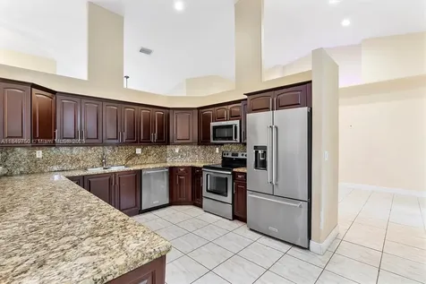 12920 SW 220th Terrace Miami FL 33170