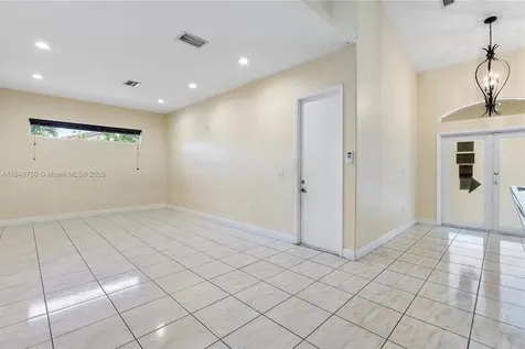 12920 SW 220th Terrace Miami FL 33170
