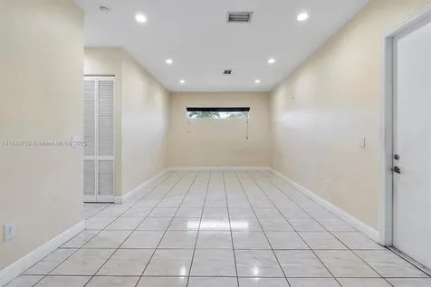 12920 SW 220th Terrace Miami FL 33170