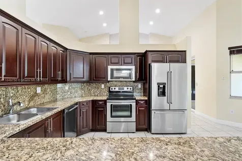 12920 SW 220th Terrace Miami FL 33170