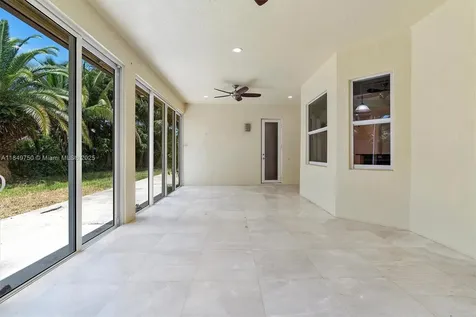 12920 SW 220th Terrace Miami FL 33170