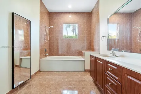 12920 SW 220th Terrace Miami FL 33170