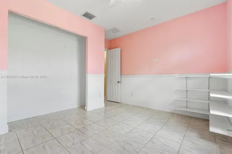 12920 SW 220th Terrace Miami FL 33170