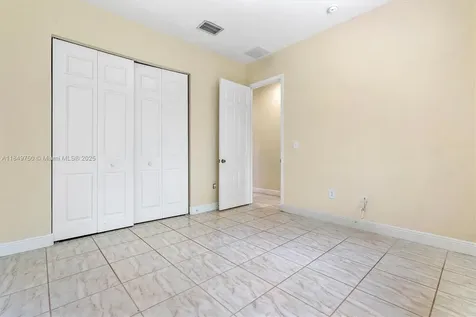 12920 SW 220th Terrace Miami FL 33170