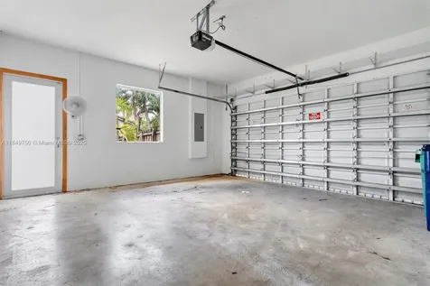 12920 SW 220th Terrace Miami FL 33170