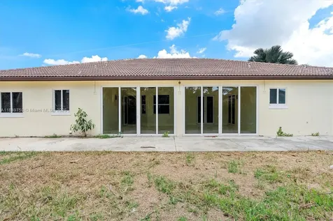 12920 SW 220th Terrace Miami FL 33170