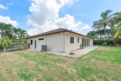 12920 SW 220th Terrace Miami FL 33170