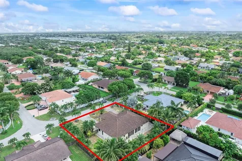 12920 SW 220th Terrace Miami FL 33170