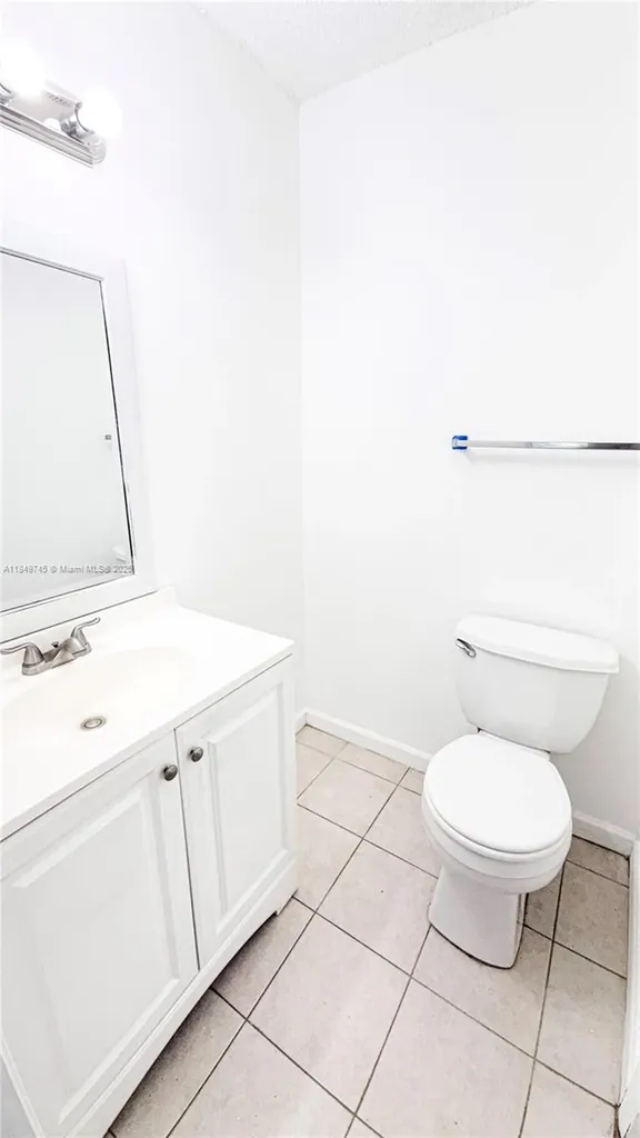3200 NW 5th Terrace Pompano Beach FL 33064