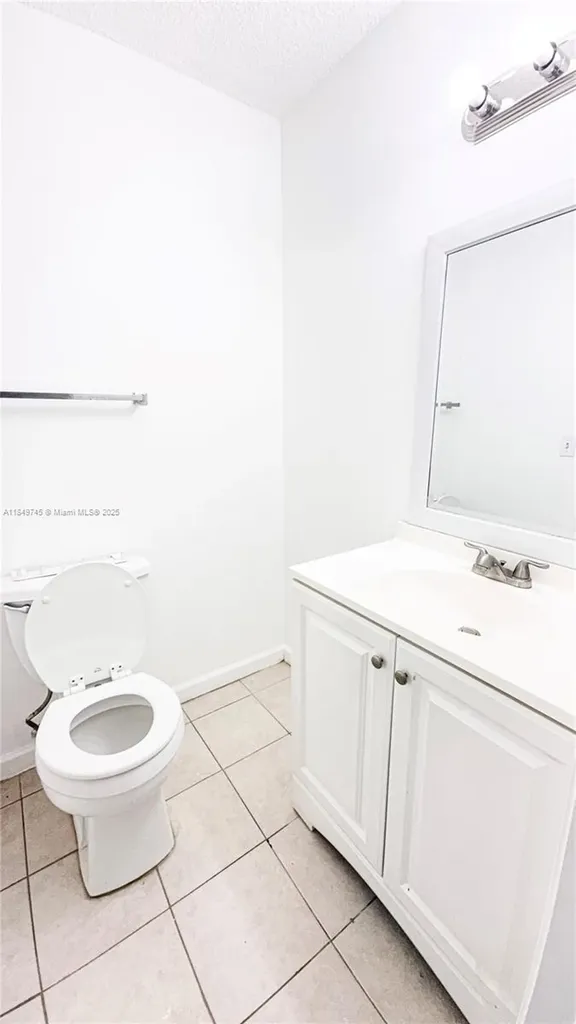 3200 NW 5th Terrace Pompano Beach FL 33064