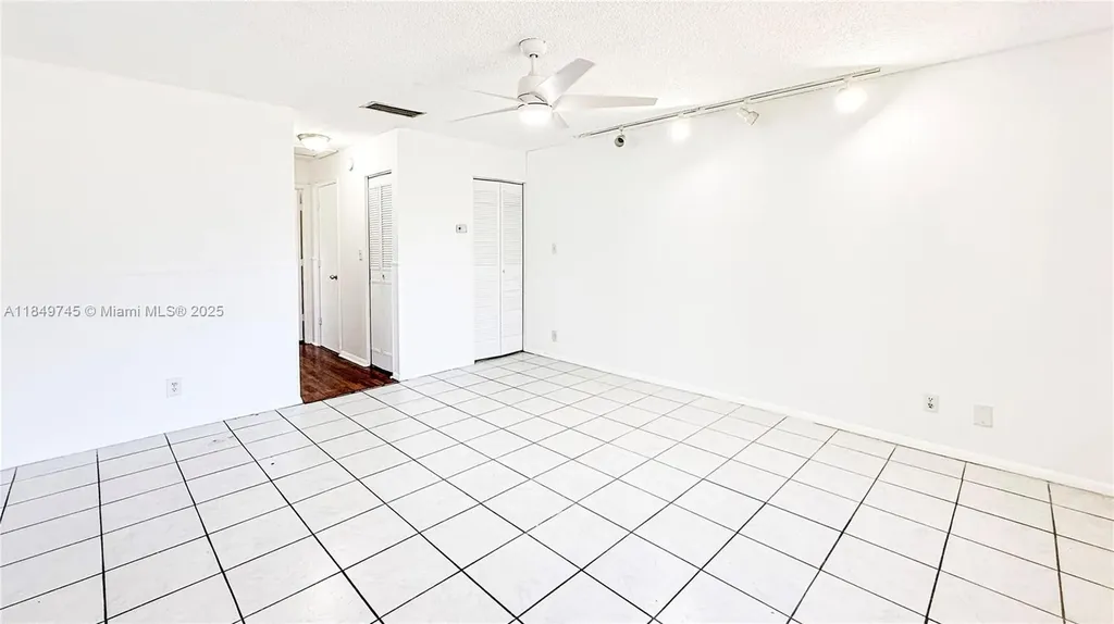 3200 NW 5th Terrace Pompano Beach FL 33064